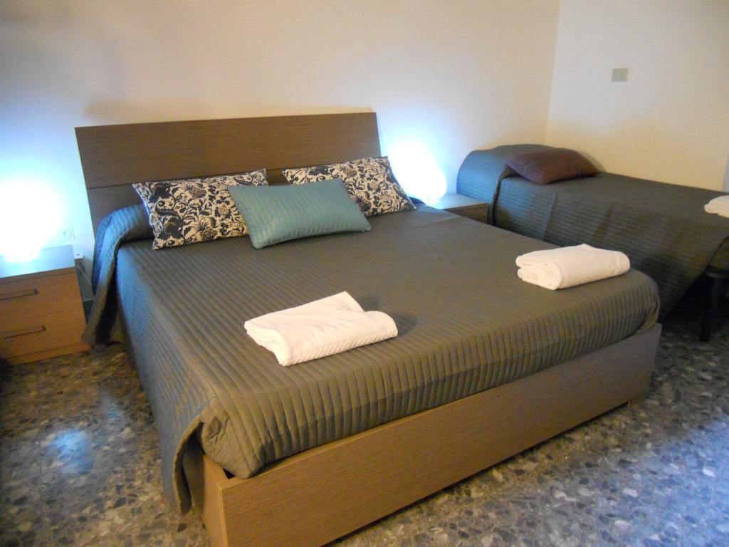 Hotel Aloha Rome 2 Chambre photo